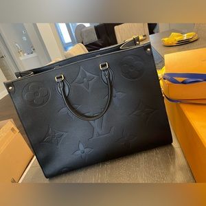 ***SOLD***Louis Vuitton “On The Go” GM - Black